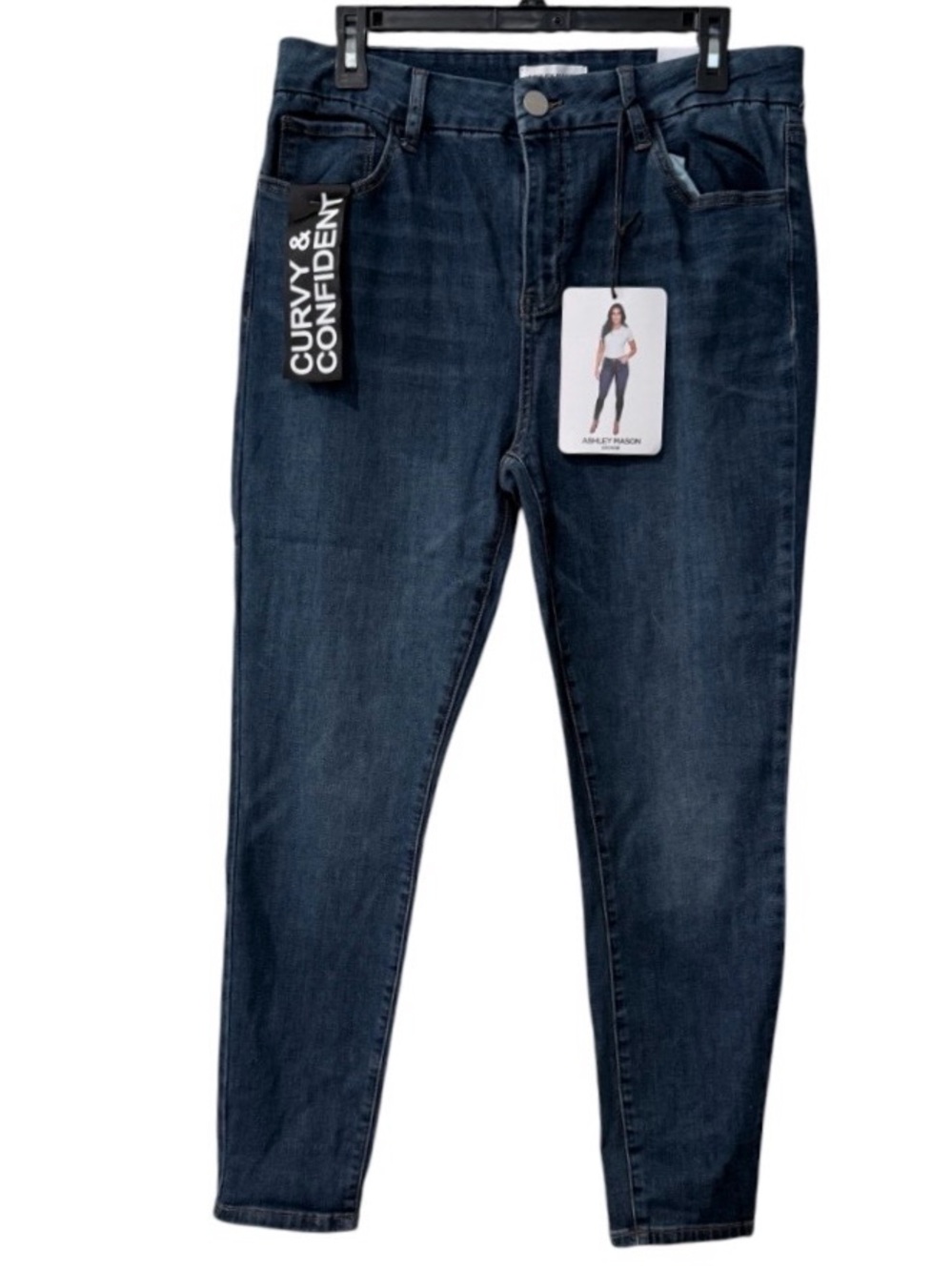 NWT Ashley Mason Curvy & Confident
Juniors 17 stretchy skinny denim jeans